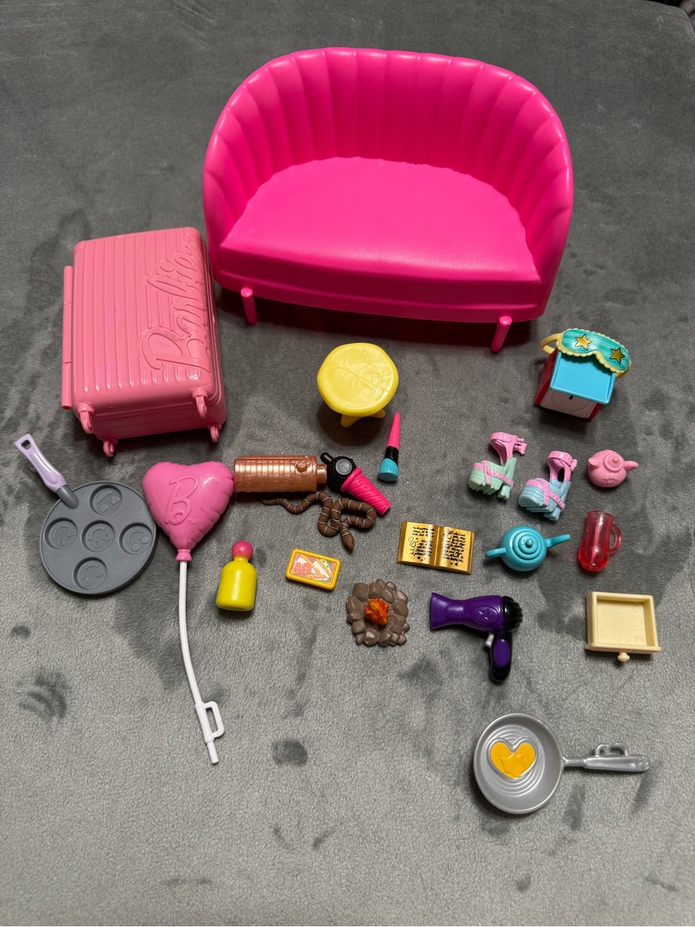 Doll Furniture & Accessories Lot – Pink Couch Suitcase Beauty Kitchen